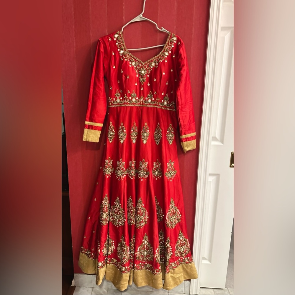 Salwar kameez/ Indian Anarkali/ wedding maxi dress in size medium